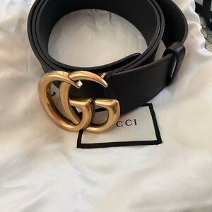 Gucci Black Leather Belt with Gold GG Buckle